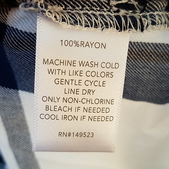 Short Sleeve Button Up Plaid Top - Picture 3 of 3